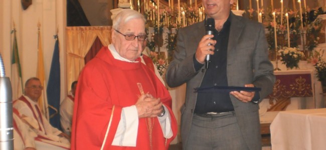 Castrovillari, targa a monsignor Scaravaglione per i 60 anni di sacerdozio