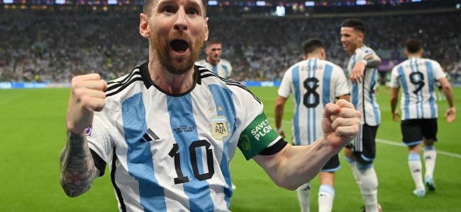 Mondiali, girone C. Messi risolleva l’Argentina. Poco gioco e molta “garra”