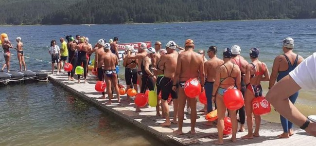“Lorica Lake”. Atleti sul lago Arvo per le gare di fondo in acque libere