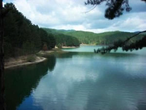 Lago Ampollino