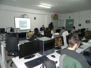 Gaetano Marcovecchio descrive ai ragazzi la sua esperienza di amministratore